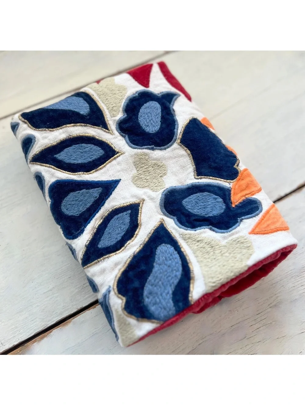 1 Williams Sonoma Izlara Floral Applique Throw Pillow Cover 20